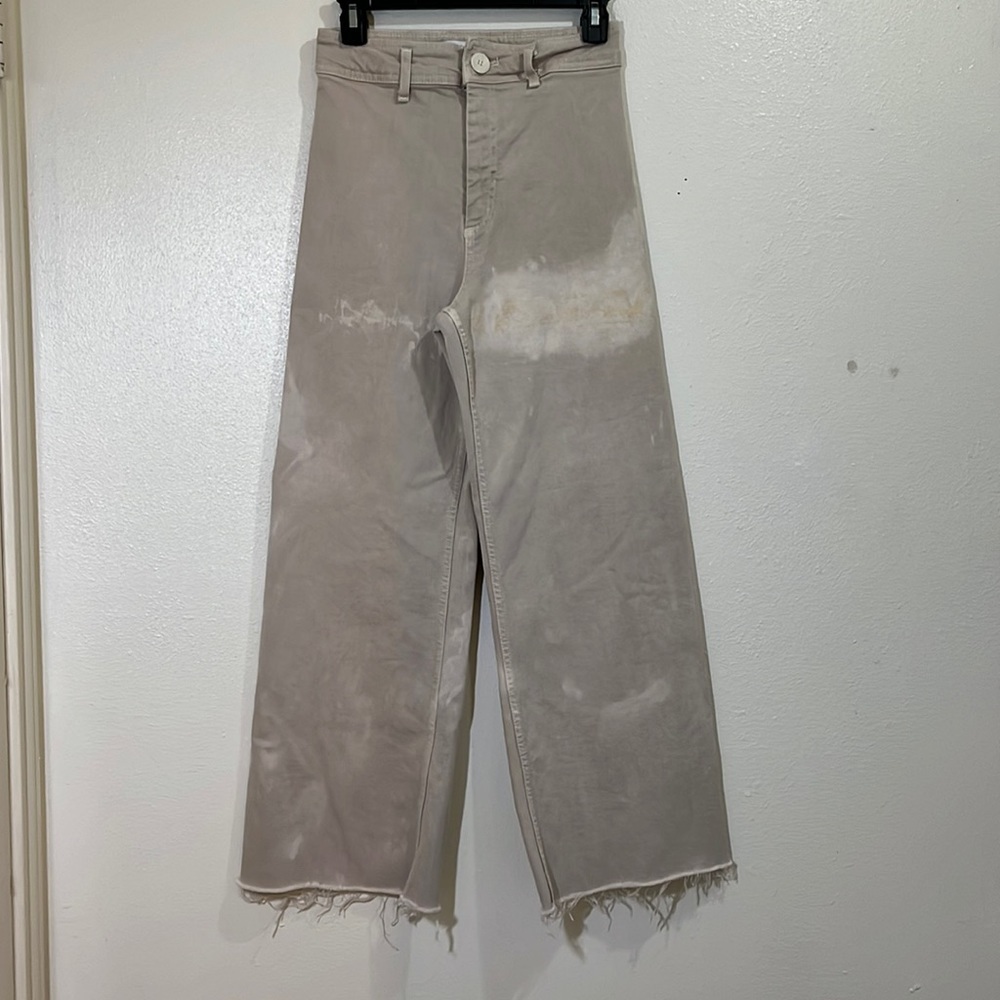 Zara khaki colored wide legged jeans. Size 4.